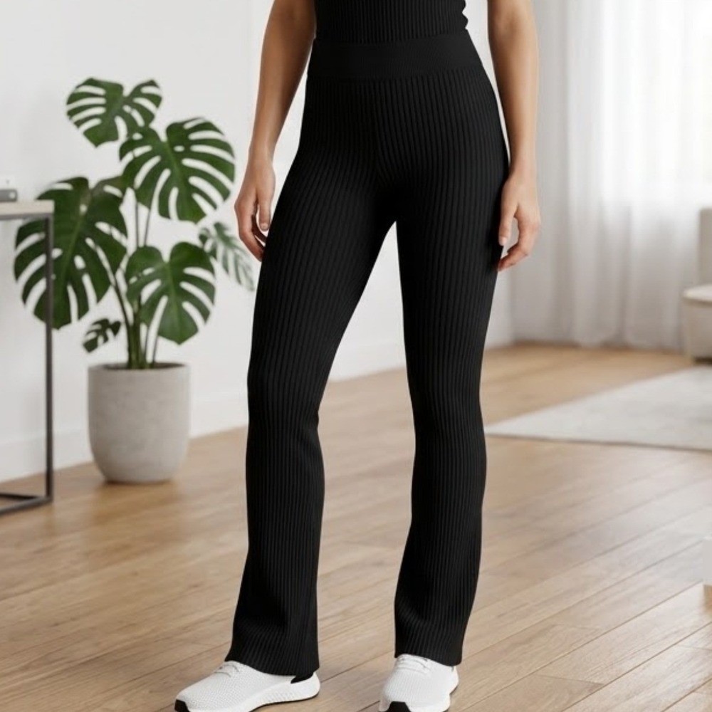 Kotn‎ Ribbed Knit Flare Pants Womens XS Black High Waist Stretch Flare Trouser